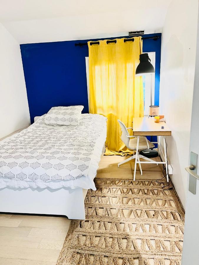 Private Rooms In A Tiny Home 4 Min Drive To Airport Cdg ,1 Private Bathroom Ideal For Families And Friends ロワシー・アン・フランス エクステリア 写真